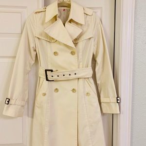 Uniqlo trench coat